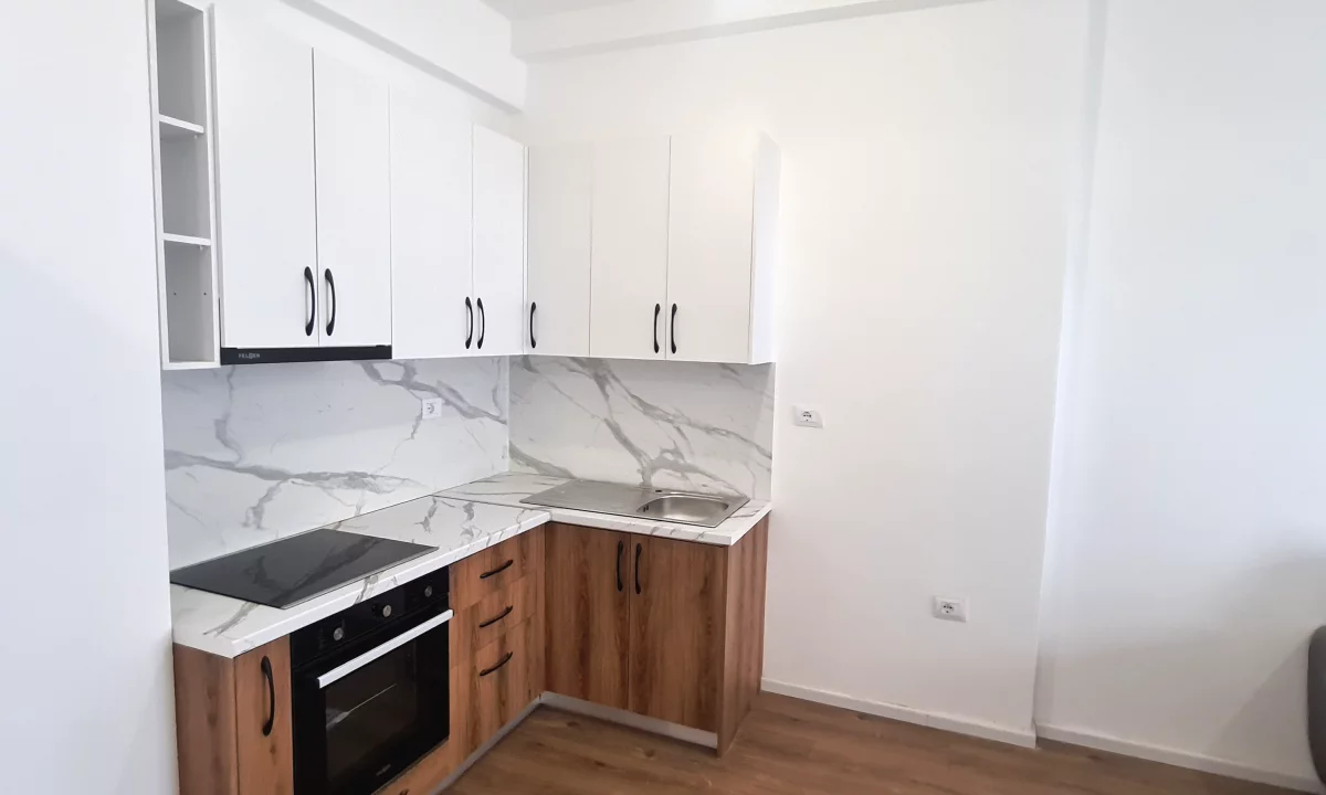 Shtepi me qera Apartament ne Tirane, 2+1, Mobilimi E mobiluar, Pagesa 38,000  Leke.
