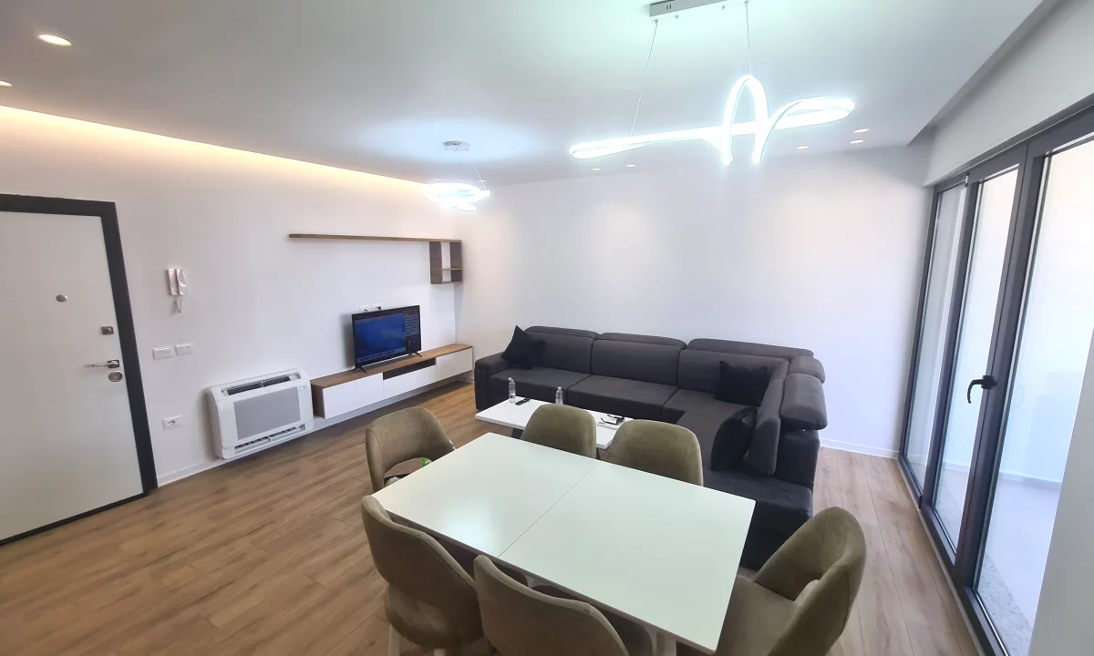 House for Rent Apartment in Tirana, 2+1, Furniture Furnished, Payment 700  Euro.