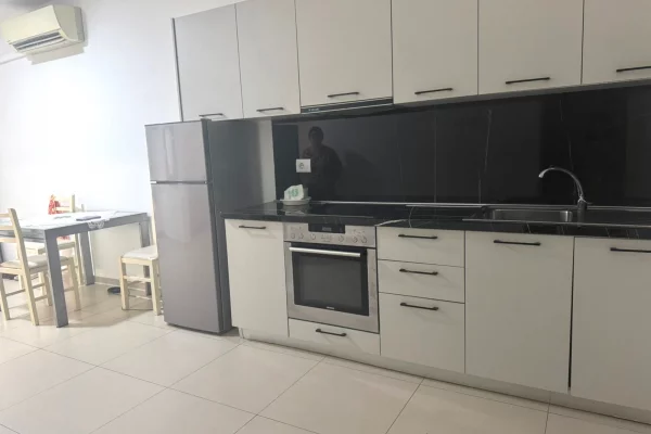 Shtepi me qera 2+1 ne Tirane - 450 Euro