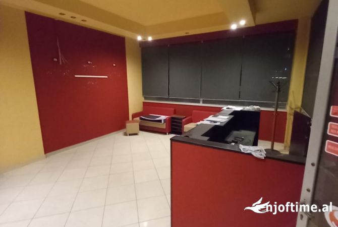 Ambient Biznesi ne Vollga 