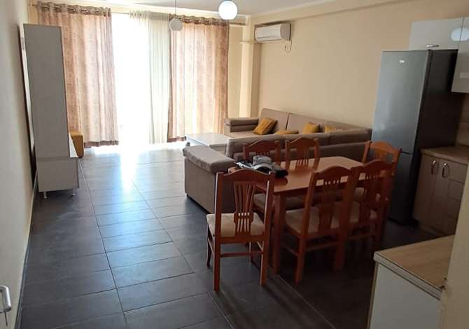 Shtepi me qera Apartament ne Tirane, 2+1, Mobilimi E mobiluar, Pagesa 350  Euro.