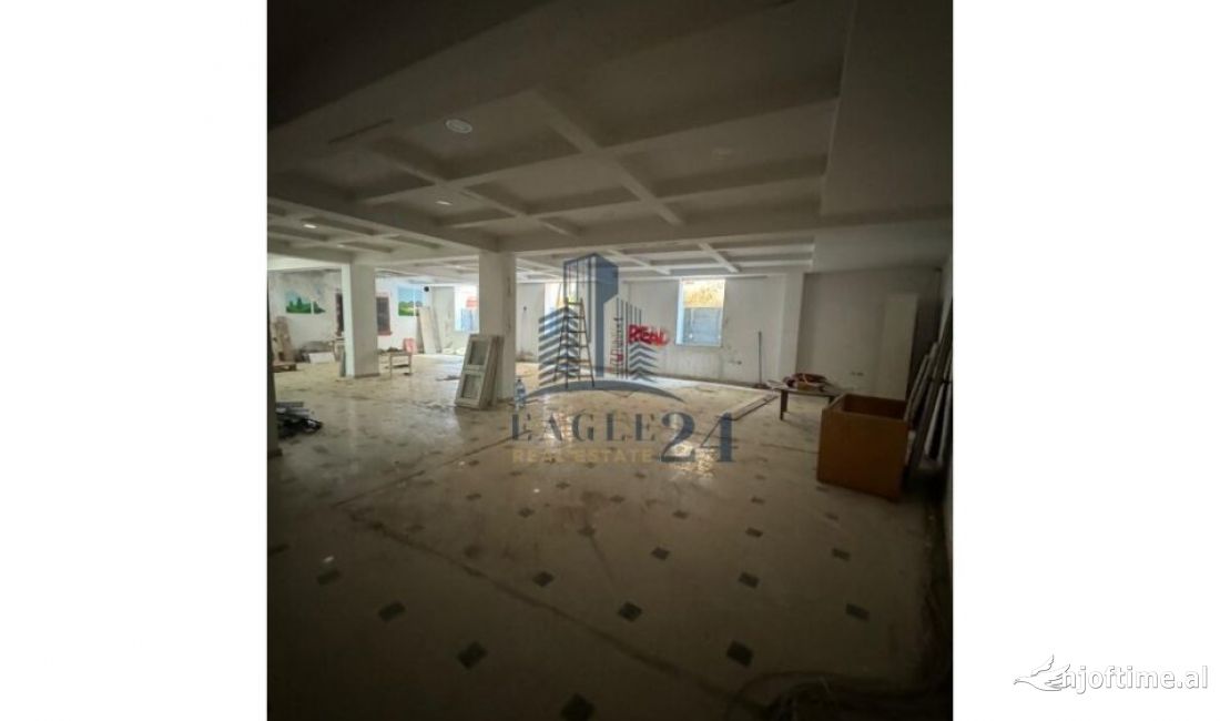 OFROHET ME QERA VILE(GODINE) 3 KATESHE , NE QENDER PRANE GJIMNAZIT PARTIZANI