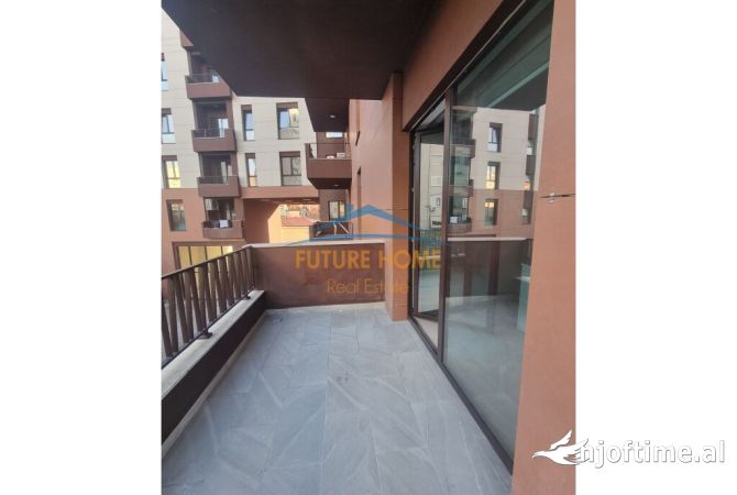 Disponojme Apartament 2+1+2 per qira ne Rr. "Myslym Shyri"