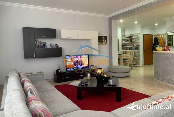 Apartament 2+1 me Qera tek Myslym Shyri 