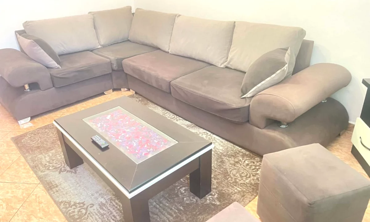 Shtepi me qera Apartament ne Tirane, 1+1, Mobilimi E mobiluar, Pagesa 35,000  Leke.
