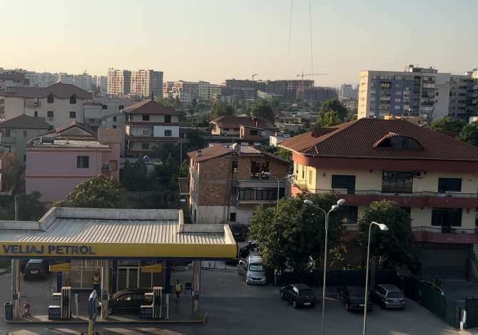 Ambient biznesi me qera 4+1 ne Tirane - 70 Euro