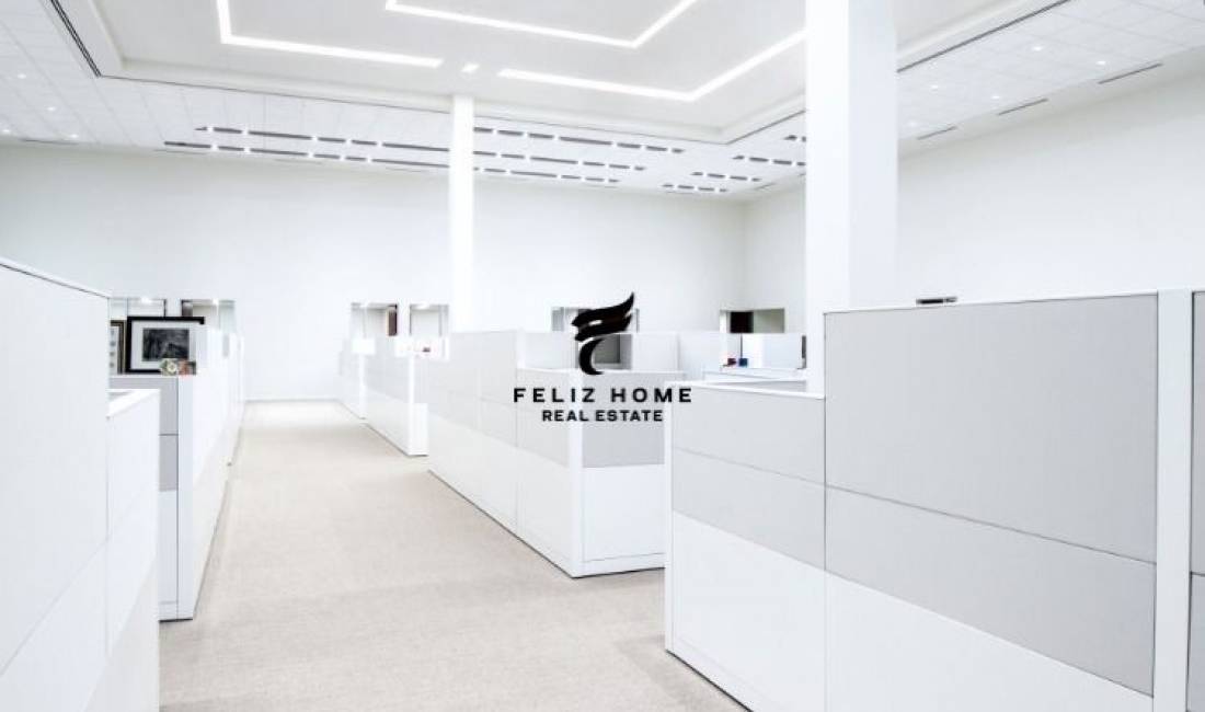 AMBIENT BIZNESI ME QERA 900 M2 RRUGA E KAVAJES 12.600 EURO