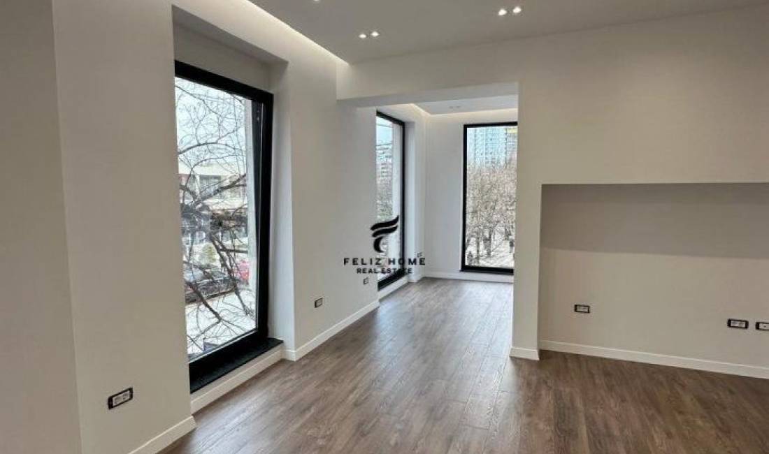 ZYRE ME QERA 76 M2 QENDER 1500 EURO