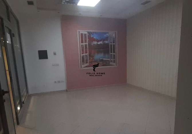 ZYRE ME QERA 26 M2 RRUGA E KAVAJES 400 EURO