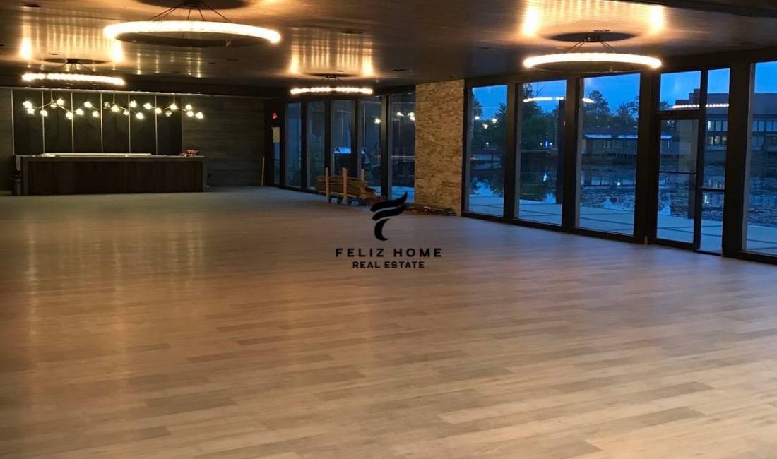 AMBIENT BIZNESI ME QERA 122 M2 STACIONI TRENIT 1.500 EURO