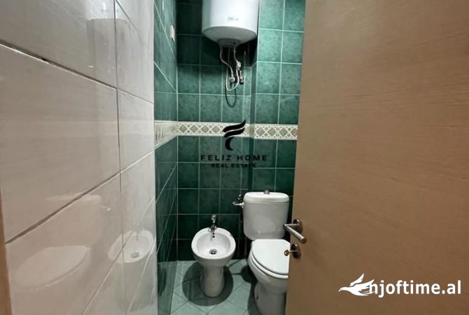 Business Property for Rent 3+1 in Tirana - 800 Euro