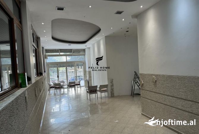 Business Property for Rent 1+1 in Tirana - 1,200 Euro
