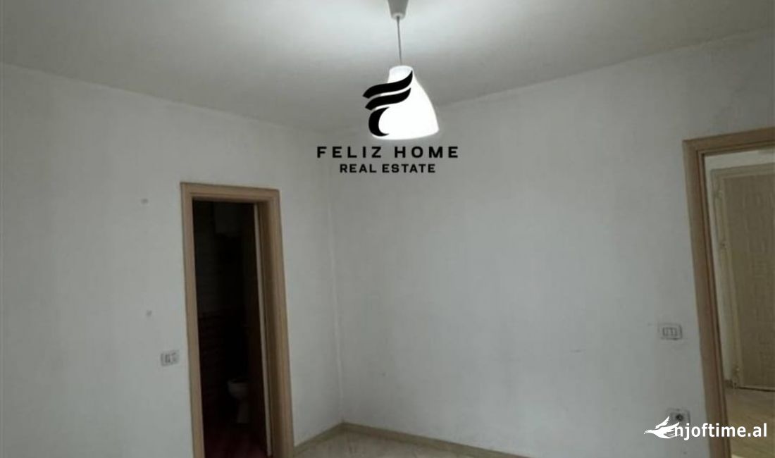 ZYRE ME QERA 115 M2 ASTIR 500 EURO