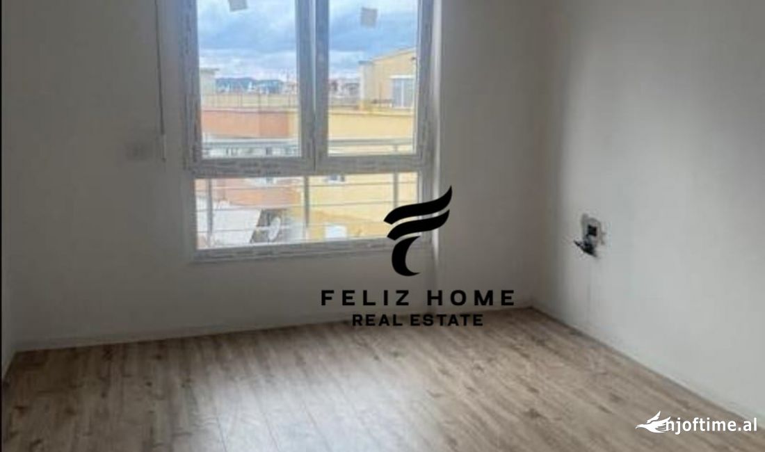 ZYRE ME QERA 65 M2 KOMUNA E PARISIT 650 EURO