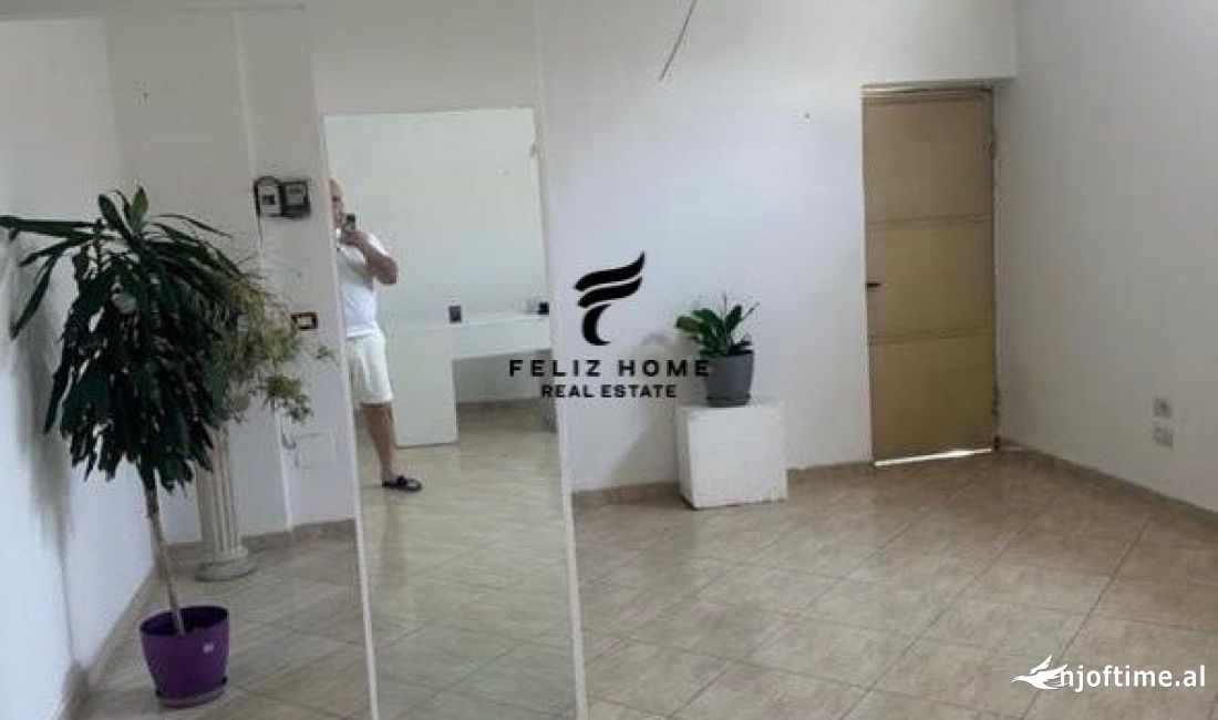 DYQAN ME QERA 70 M2 LAPRAKE 700 EURO