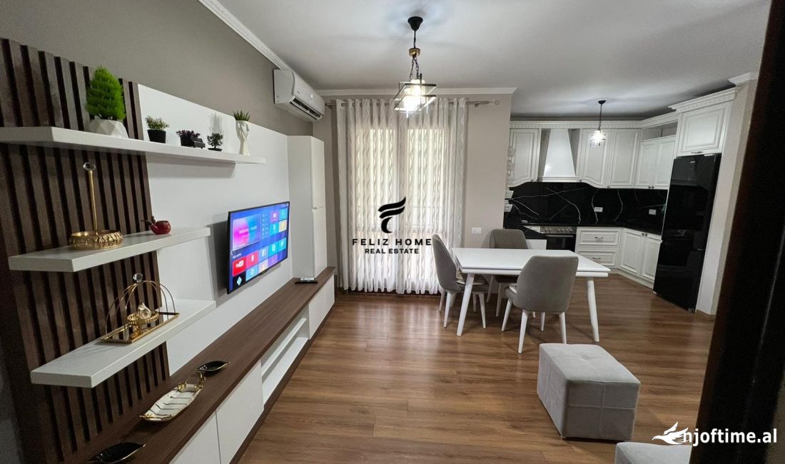 Shtepi me qera Apartament ne Tirane, 2+1, Mobilimi E mobiluar, Pagesa 700  Euro.