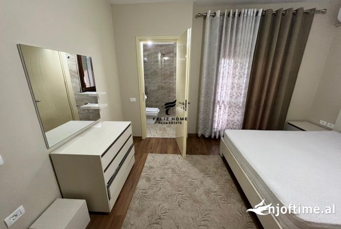Shtepi me qera Apartament ne Tirane, 2+1, Mobilimi E mobiluar, Pagesa 700  Euro.