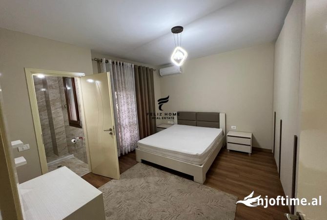 Shtepi me qera Apartament ne Tirane, 2+1, Mobilimi E mobiluar, Pagesa 700  Euro.
