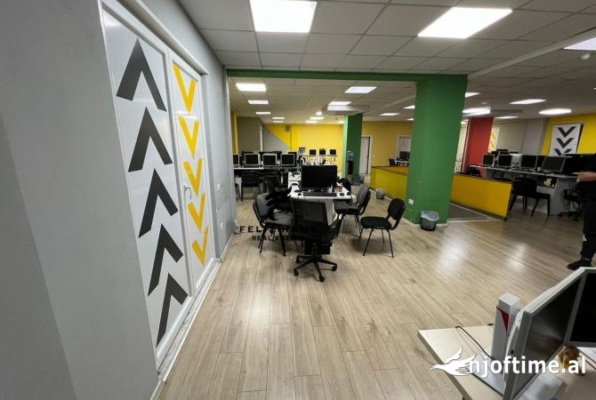 ZYRE ME QERA 520 M2 RRUGA E DIBRES 7000 EURO