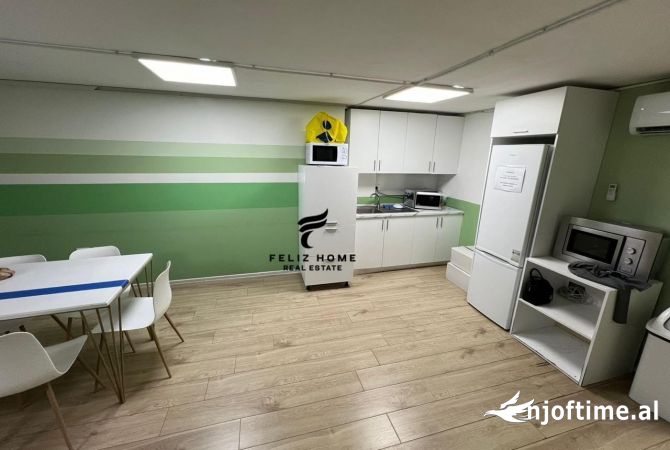 ZYRE ME QERA 520 M2 RRUGA E DIBRES 7000 EURO