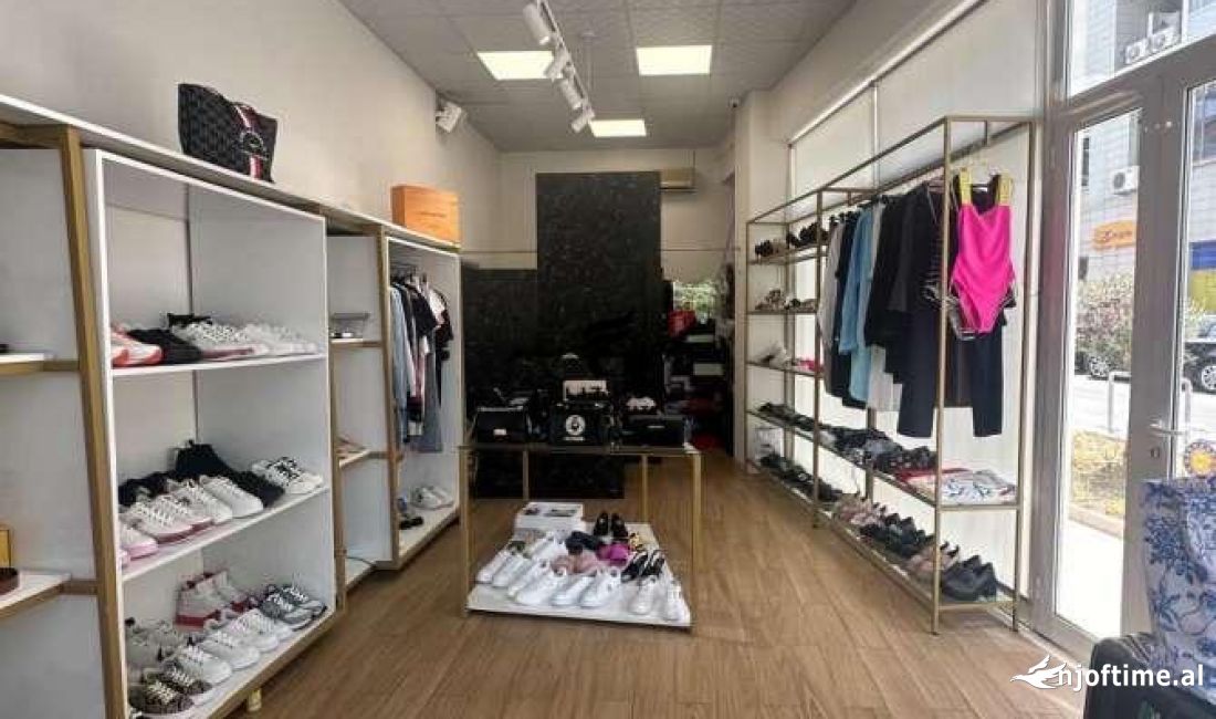 SHITET DYQAN 77 M2 BRRYLI 420.000 EURO