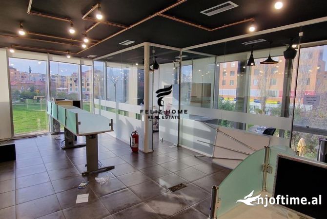 Business Property in Sale 3+1 in Tirana - 450,000 Euro