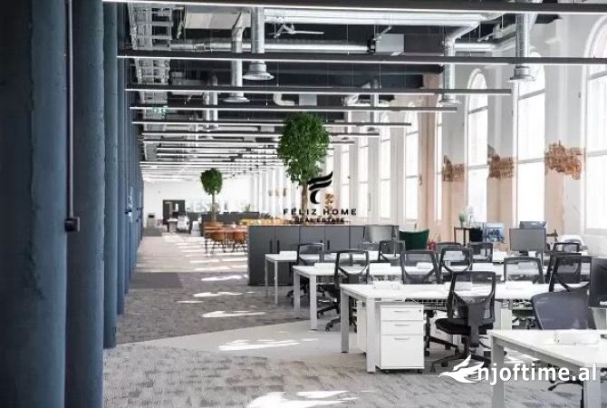 ZYRE ME QERA 310 M2 RRUGA E DIBRES 2500 EURO