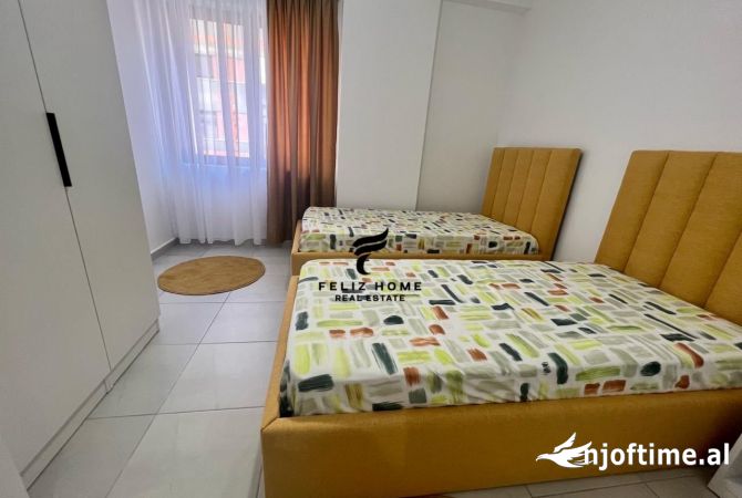 Shtepi me qera Apartament ne Tirane, 2+1, Mobilimi E mobiluar, Pagesa 800  Euro.