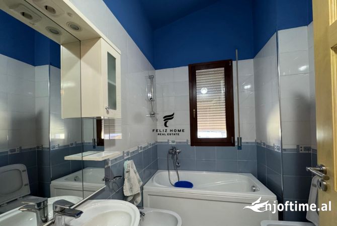 Shtepi me qera Apartament ne Tirane, 2+1, Mobilimi E mobiluar, Pagesa 800  Euro.