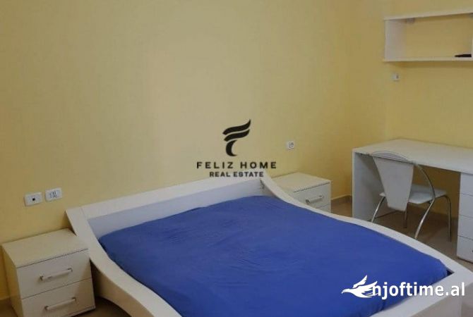 Shtepi me qera Apartament ne Tirane, 2+1, Mobilimi E mobiluar, Pagesa 700  Euro.