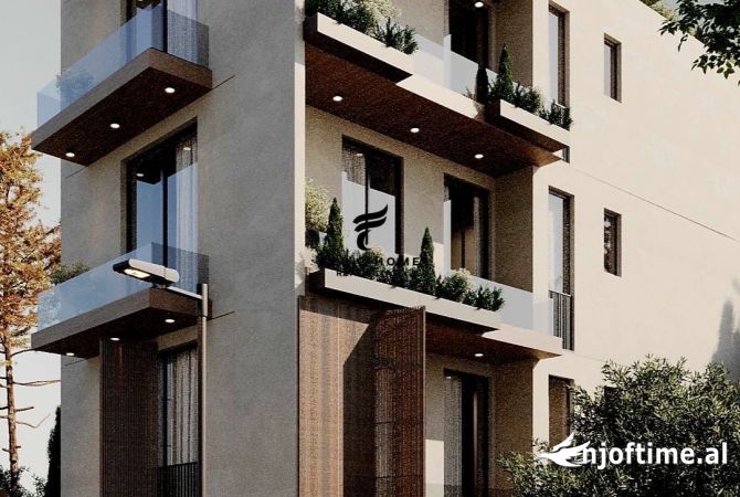 Ambiente Commerciale in Vendita 5+1 a Santa Quaranta - 1,700,000 Euro