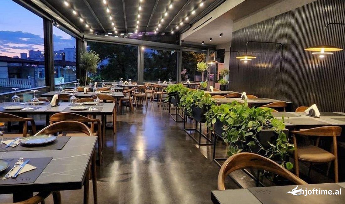 SHITET AMBIENT BIZNESI 170M2 SARADE 750.000 EURO