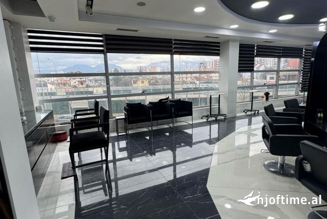 Business Property in Sale 3+1 in Tirana - 400,000 Euro