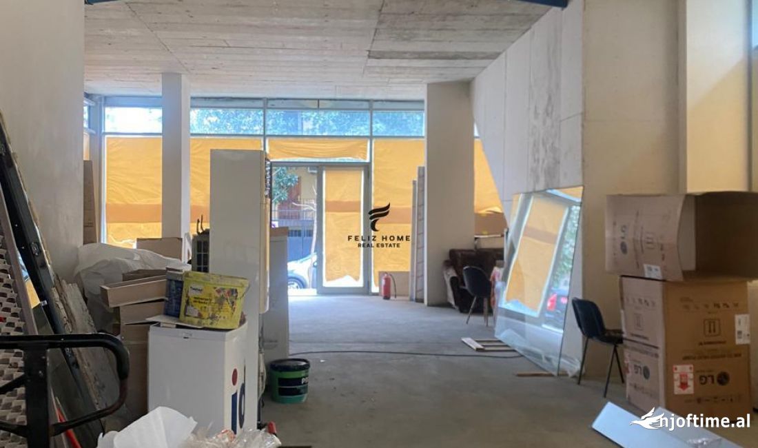 SHITET ZYRE 376 M2 AIR ALBANIA 3.400.000 EURO