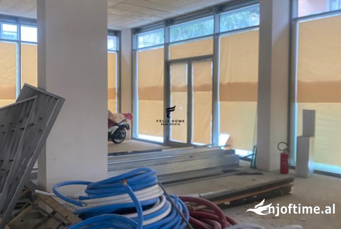 DYQAN ME QERA 376 M2 AIR ALBANIA 15.000 EURO