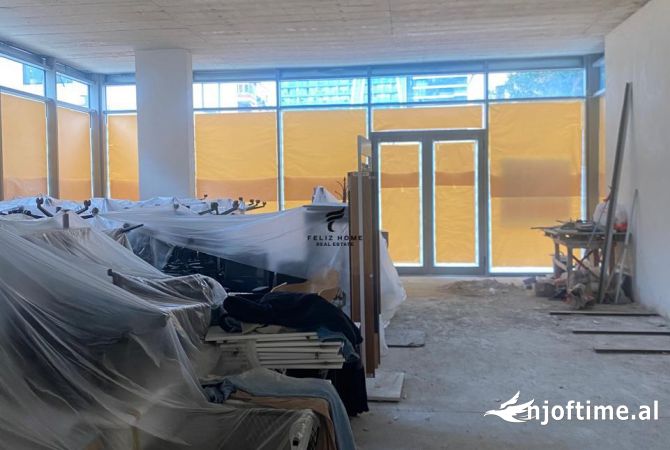 DYQAN ME QERA 376 M2 AIR ALBANIA 15.000 EURO