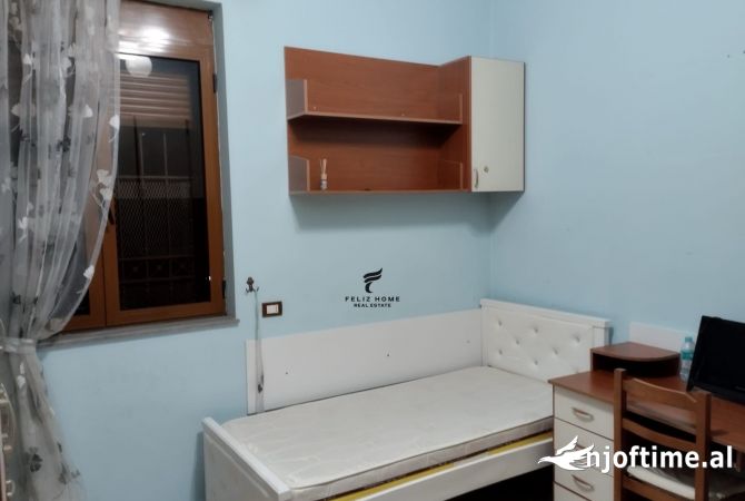 Shtepi me qera Apartament ne Tirane, 3+1, Mobilimi E mobiluar, Pagesa 600  Euro.