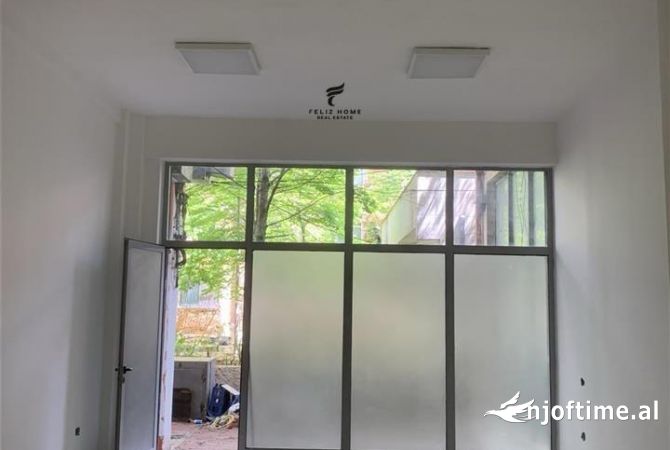 Business Property in Sale 1+1 in Tirana - 185,000 Euro