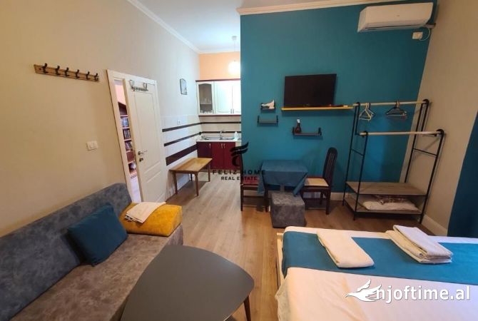 SHITET HOTEL 440 M2 DURRES 475.000 EURO