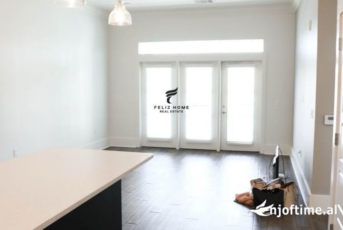 Ambiente Commerciale in Affitto 1+1 a Tirana - 650 Euro