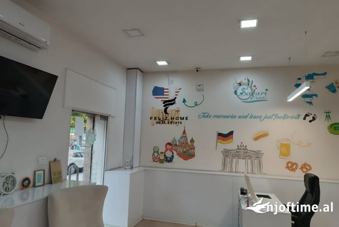 Ambiente Commerciale in Affitto 1+1 a Tirana - 800 Euro
