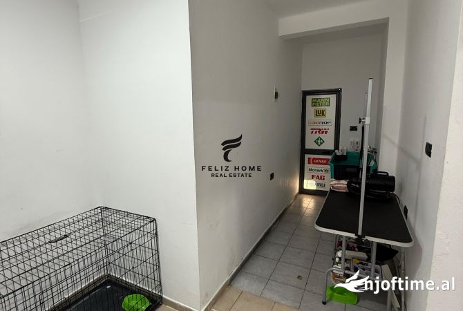 Ambiente Commerciale in Affitto 1+1 a Tirana - 80,000 Leke