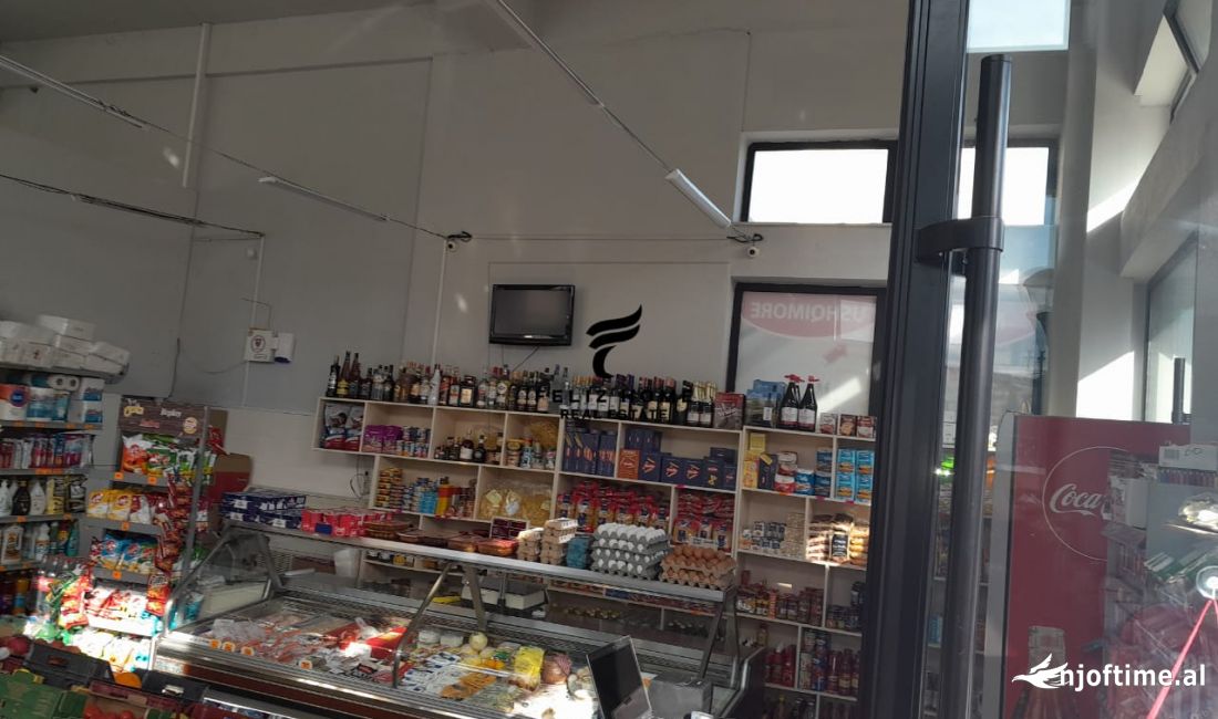 SHITET DYQAN 115 M2 RRUGA E DIBRES 300.000 EURO