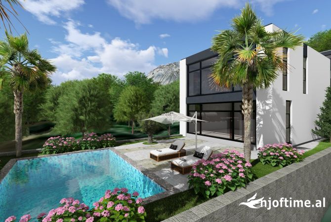 Truall ose Toke ne Tirane - 320,000 Euro