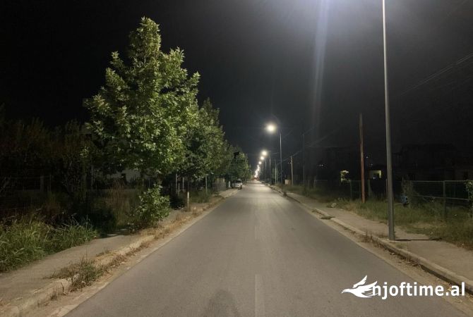 SHITET TRUALL 4400 M2 AUTOSTRADA TR-DR 660.000 EURO