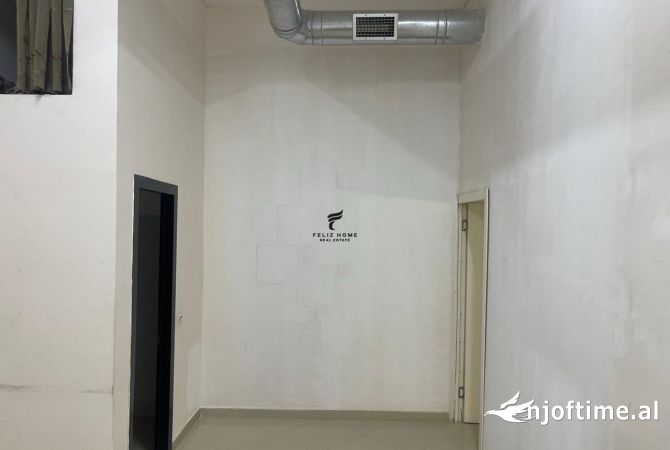 SHITET DYQAN 51 M2 KINOSTUDIO 125.000 EURO