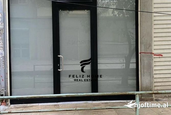 SHITET DYQAN 15 M2 KOMUNA E PARISIT 55.000 EURO