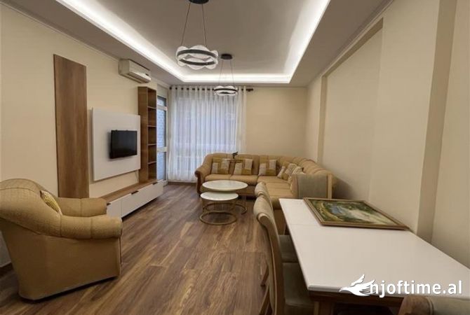 APARTAMENT ME QERA 2+1 BRRYL 600 EURO