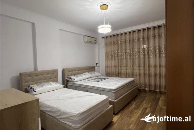 Shtepi me qera Apartament ne Tirane, 1+1, Mobilimi E mobiluar, Pagesa 600  Euro.