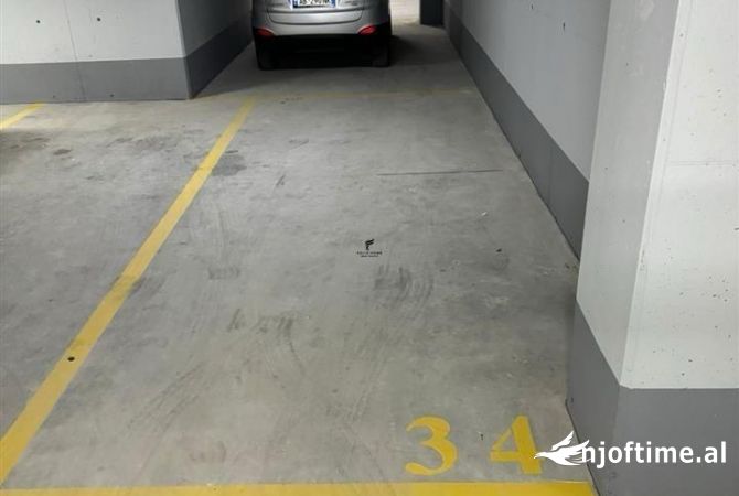 Business Property in Sale 4+1 in Tirana - 42,000 Euro